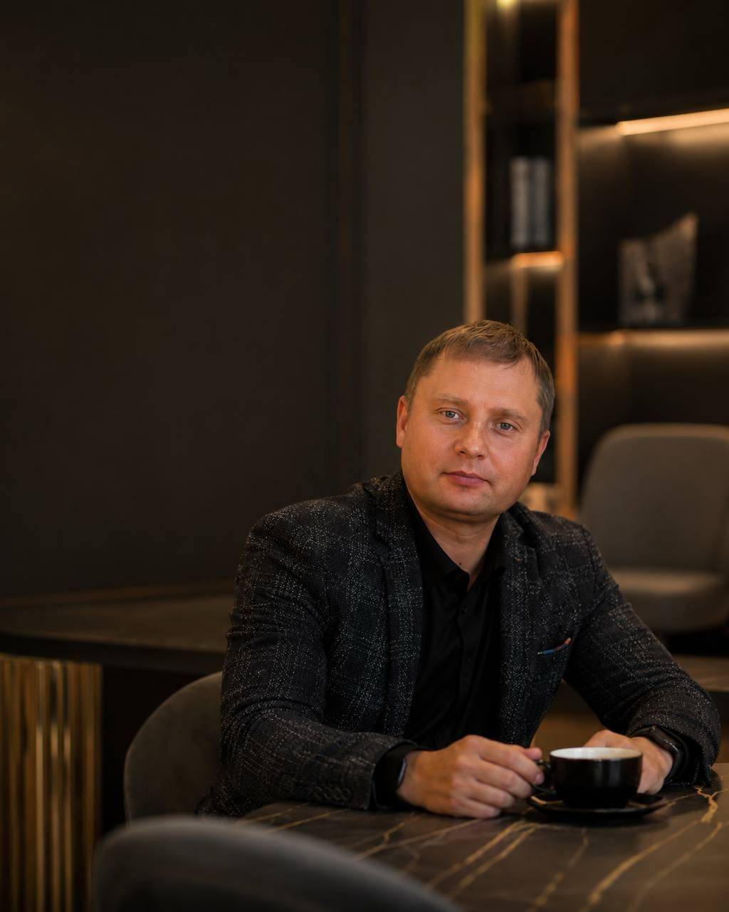 Портрет Антон Багметов